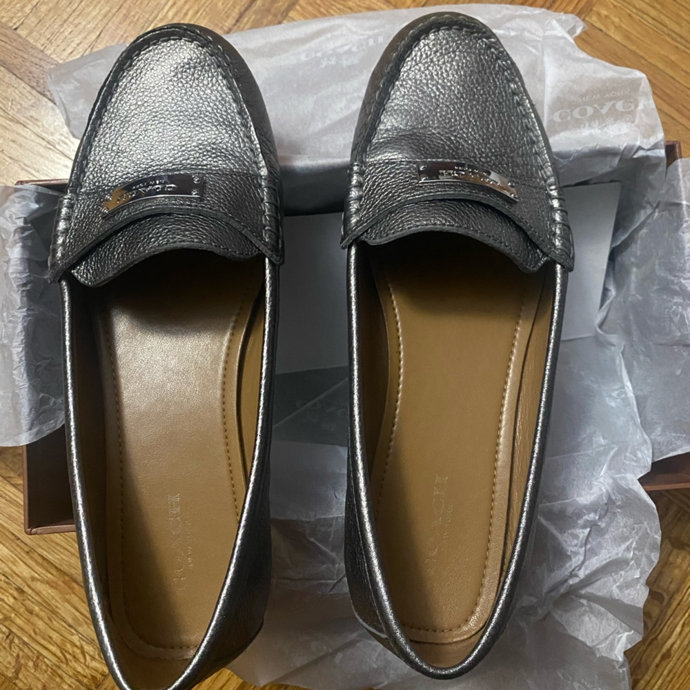 Coach Metallic Loafer Size 9